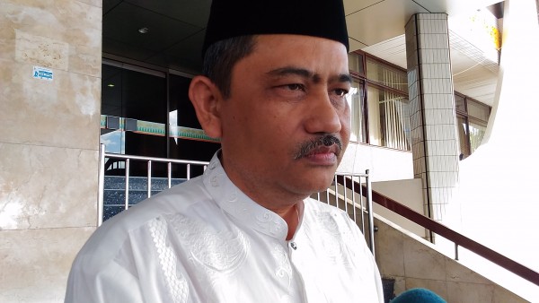 Sekda Sebut Tiga Mobil Alphard Aset Pemprov Riau Kembali