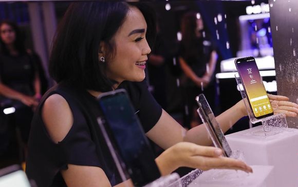 Lima Ponsel Ciamik ini Akan Meluncur Akhir Tahun