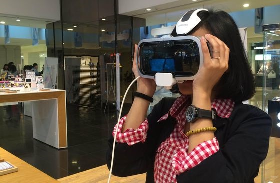 Menakar Virtual Reality di Masa Depan 