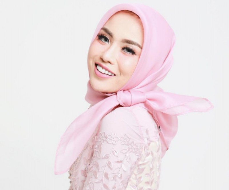 Medina Zein Polisikan Artis Irwansyah 