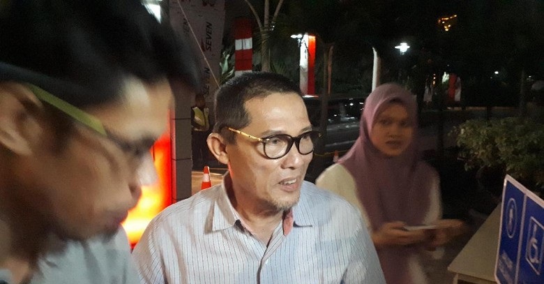 Selesai Diperiksa KPK Walikota Dumai Tidak Ditahan 