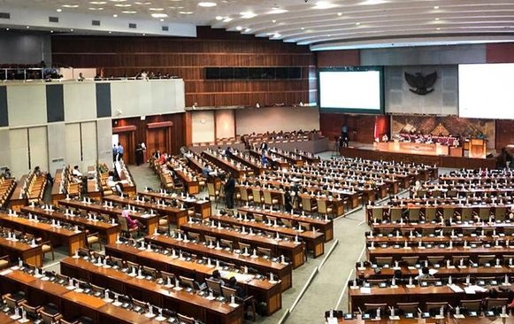 DPR dan Pemerintah Sepakat Permudah Bebas Bersyarat Koruptor