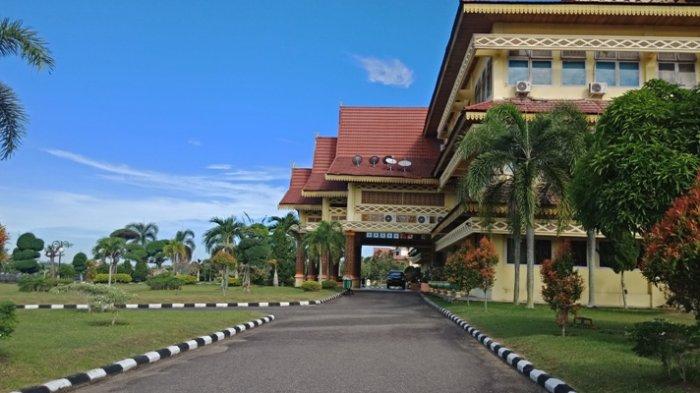 Hari Pertama Puasa, Beberapa Kantor Instansi di Pelalawan Riau Tampak Sepi 
