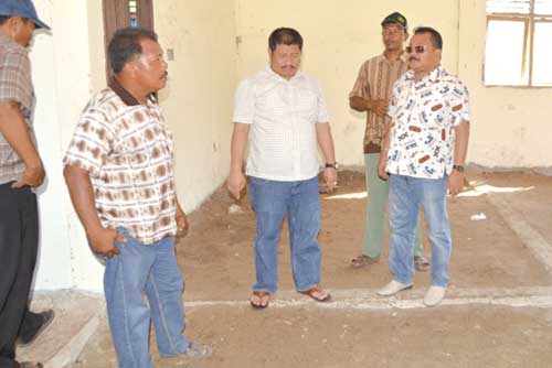 Amril Kecewa, Kondisi SMP Sungai Cingam Memprihatinkan