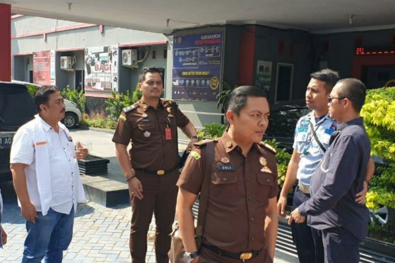 Mantan Anggota DPRD Bengkalis Ditahan Kejaksaan