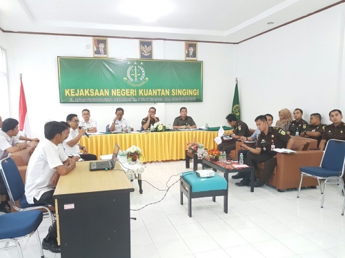 Di Depan Kejari Kuansing, CKTR Paparkan Persoalan Tiga Pilar