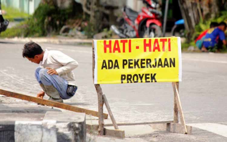 Rumah Warga Rusak Akibat Pembangunan Proyek, Dinas PU Turun Lapangan 