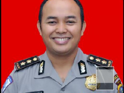 Petugas Buru Perampok Bank 