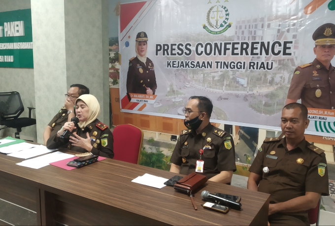 Aroma Korupsi Dibalik Mundur Massal Kepsek Inhu