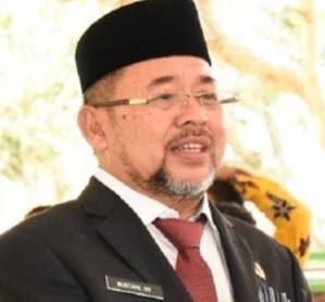 Benarkah Sekdakab Klaim Kegiatan Tetap Jalan Walau Plt Bupati Buron Polisi? 