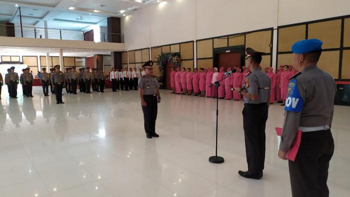 Polres Rohil Gelar Upacara Kenaikan Pangkat