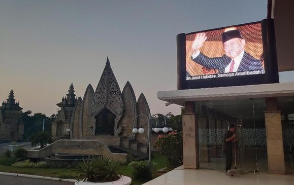 Habibie Presiden RI Pertama yang Dimakamkan di TMP Kalibata
