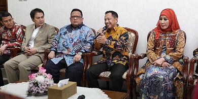 Komisi III: Cara Tito Pimpin Keluarga Jadi Cerminan Ketika Pimpin Polri