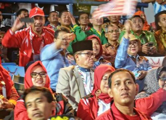 Wali Kota Dumai Saksikan Pembukaan PON XIX di Jawa Barat