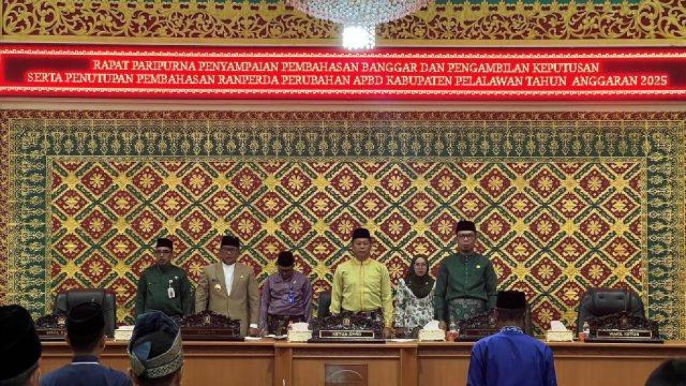 Pemkab dan DPRD Pelalawan Mantapkan Arah Pembangunan: Rapat Paripurna Penyampaian Nota Keuangan Ranperda Perubahan APBD 2025 Digelar dengan Khidmat 