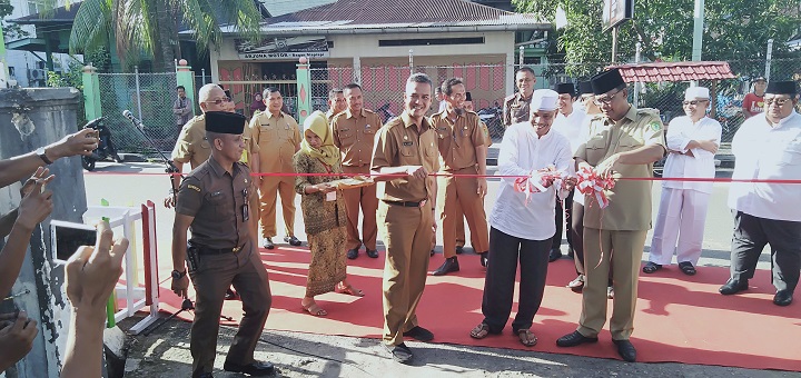 Bupati Rohil Buka Bazar Ramadhan, Dan Borong Takjil