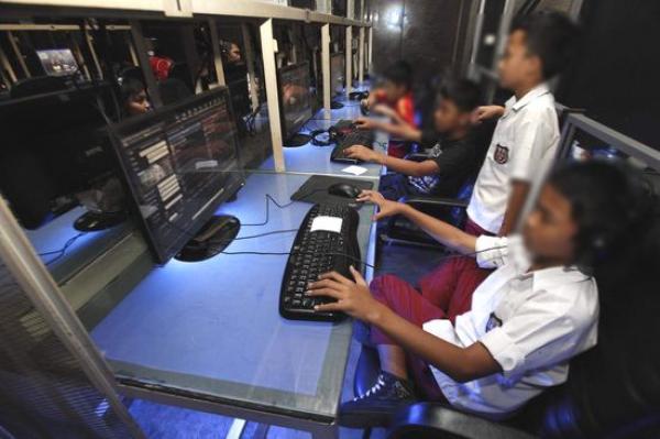 Warga Tarai Bangun Kampar Resah, Warnet Bebas Beroperasi Hingga Larut Malam