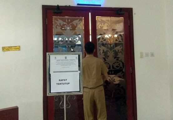 Gubri Rakor Terbatas dengan Bupati/Walikota se-Riau Bahas TORA