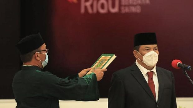 Istri dan Anak Pamer Harta, Kekayaan Sekda Riau Bakal Dicek KPK