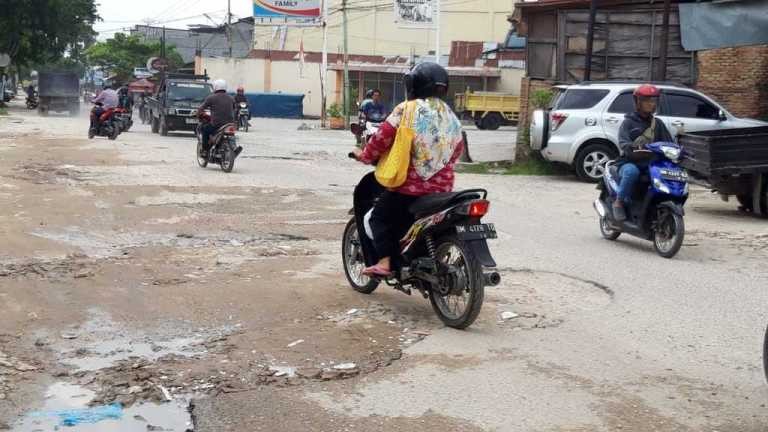 Perbaikan Jalan di Pekanbaru Baru 20 Persen
