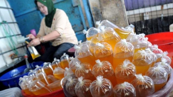 Larangan Minyak Goreng Curah Akhirnya Dibatalkan 