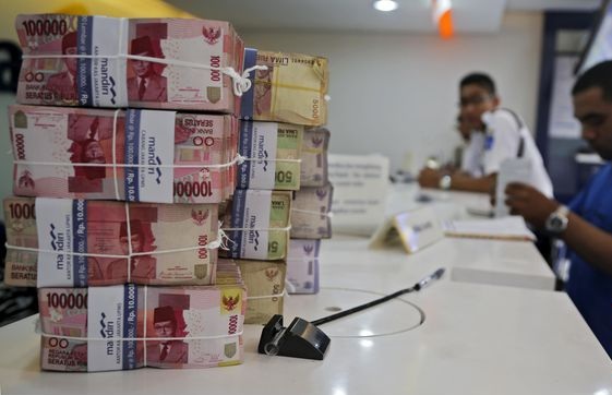 OJK Pastikan Bunga Kredit Tahun Depan di Bawah 10 Persen