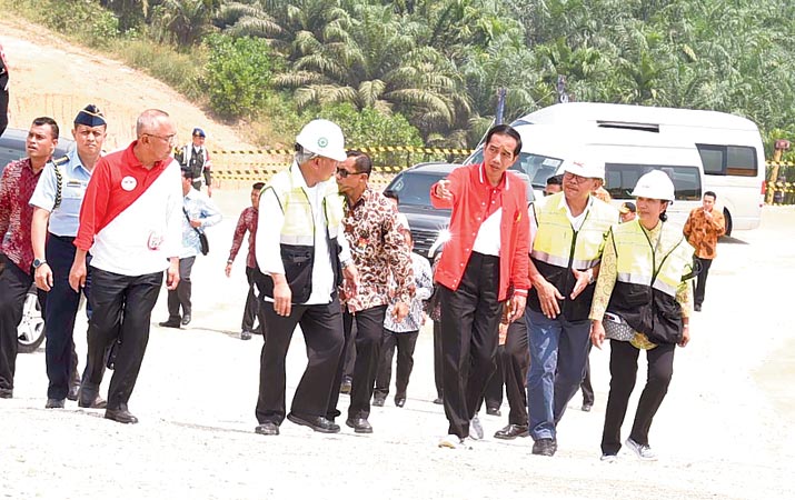 Gubri Andi Rachman Tulus membenahi Riau 