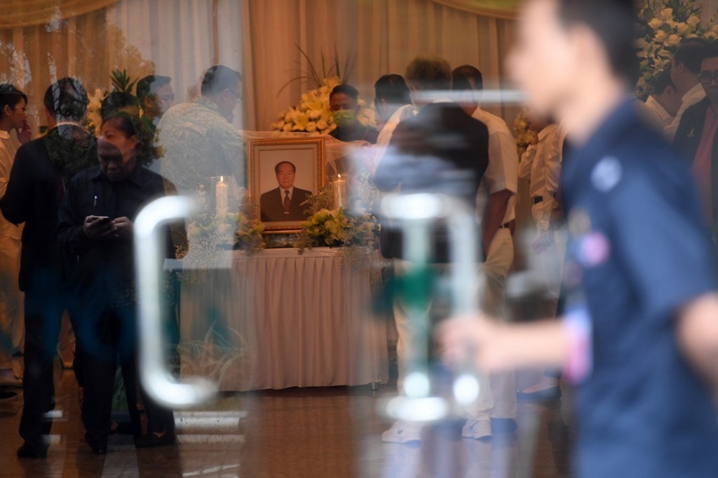 Presiden Beri Penghormatan Terakhir bagi Eka Tjipta 