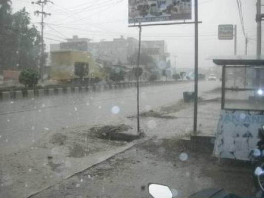 Ujungbatu Rohul Diguyur Hujan, Warga Sejenak Menghirup Udara Segar