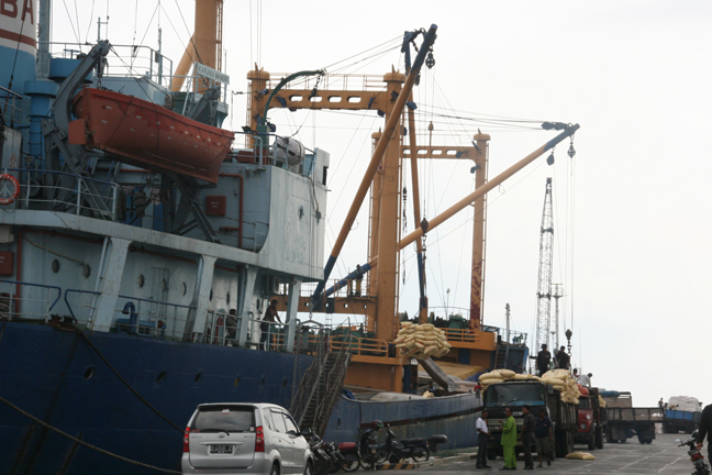 Miliki Izin, Importir Boleh Beroperasi 