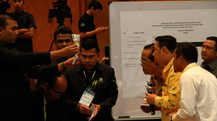 Wan Thamrin Wakil Gubernur Riau, Raih 40 Suara Terpilih