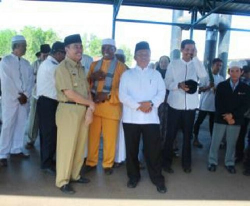 180 JCH Siak Bertolak ke Batam, Syamsuar: Doakan Negeri Istana Ini Barokah 