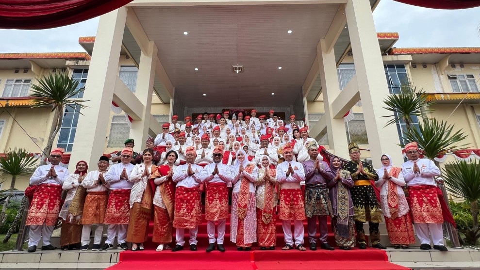 Pelalawan Melampaui Batas: Magnet Investasi Riau dan Inovasi Pelayanan Kesehatan Rakyat