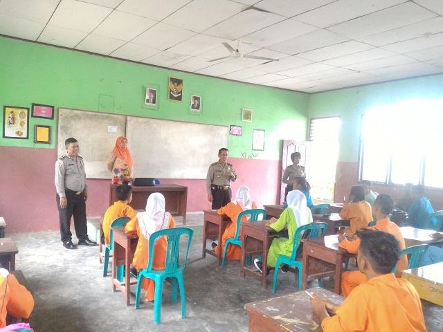 Binmas Polres Beri Penyuluhan Untuk Pelajar SMA 