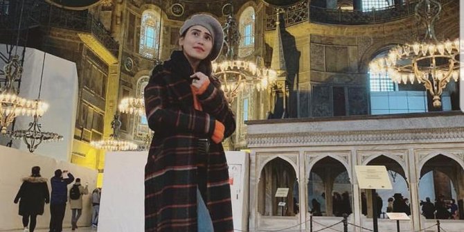 Ayu Ting Ting Diserang Netizen Karena Kalimat Ini 