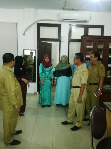 Tinjau Ruangan dan Kehadiran Pegawai, Mursini: Jangan Jadikan Puasa Alasan untuk Bermalas-malasan