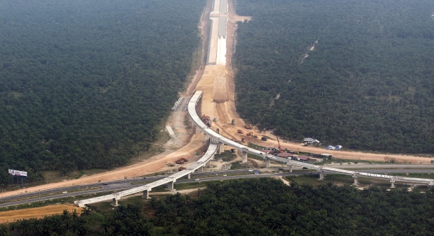 Hendra: Aku Jadi Miskin Akibat Adanya Jalan Tol Ini
