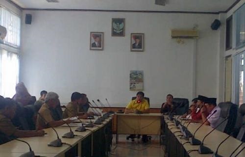 Ketua DPRD Kuansing: Pemda Tak Punya Etika 