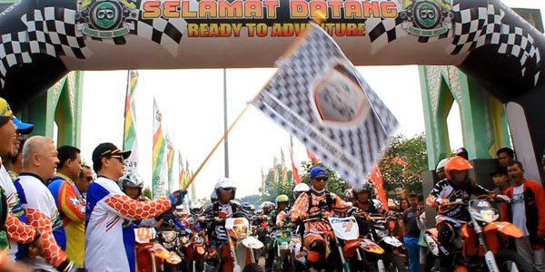 Bupati Lepas 825 Rider Ikuti JRR ke-3 Sempena HUT Rohul