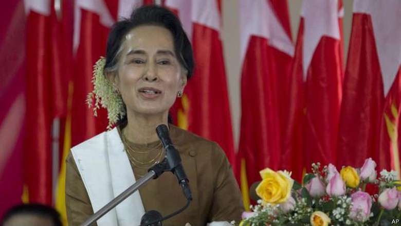Ratusan Warga Myanmar Protes Komisi Soal Rohingya yang Dibentuk Suu Kyi 