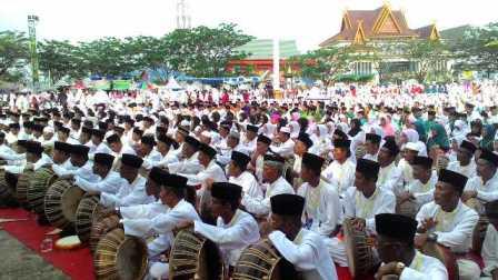 Iven Wisata Religi Gema Muharram 1438 H, Gubri Saksikan Penampilan 1.000 Pemain Berdah di Inhil