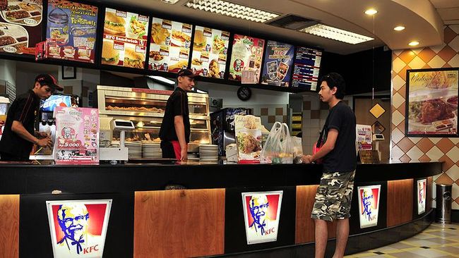 KFC Senopati Dua Kali Disegel Satpol PP