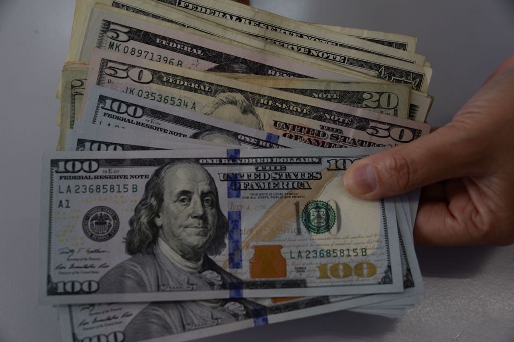 Penguatan Dolar AS di Asia Tertahan