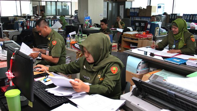 Instansi Negara Belum Pede Bayar Gaji PNS Lewat Bank Syariah 