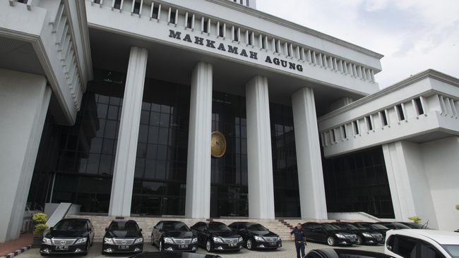 Mahkamah Agung Tak Keberatan Putusannya Diuji
