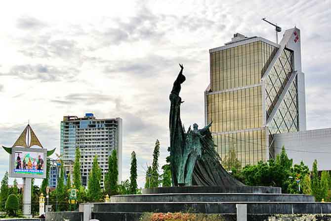 Pemprov Riau Disarankan Tak Bayar Sisa Utang Gedung Baru BRK