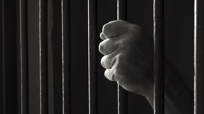 Status Tersangka Penyebar Komunisme Dua Aktivis Dikecam 