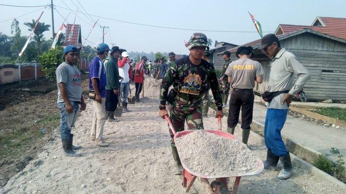 Tidak Ada Lagi yang Berlubang di Desa Sanglar Setelah Program TMMD Berjalan