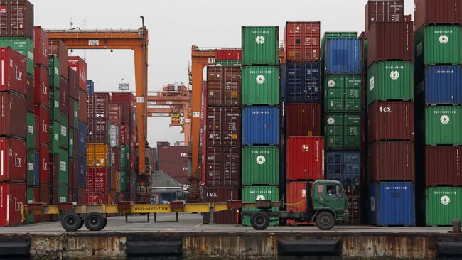 Surplus Dagang RI Bertambah Meski Ekspor-Impor Melemah 