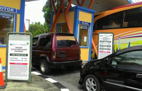 Per 1 Februari, Bayar Parkir Bandara SSK II Non Tunai